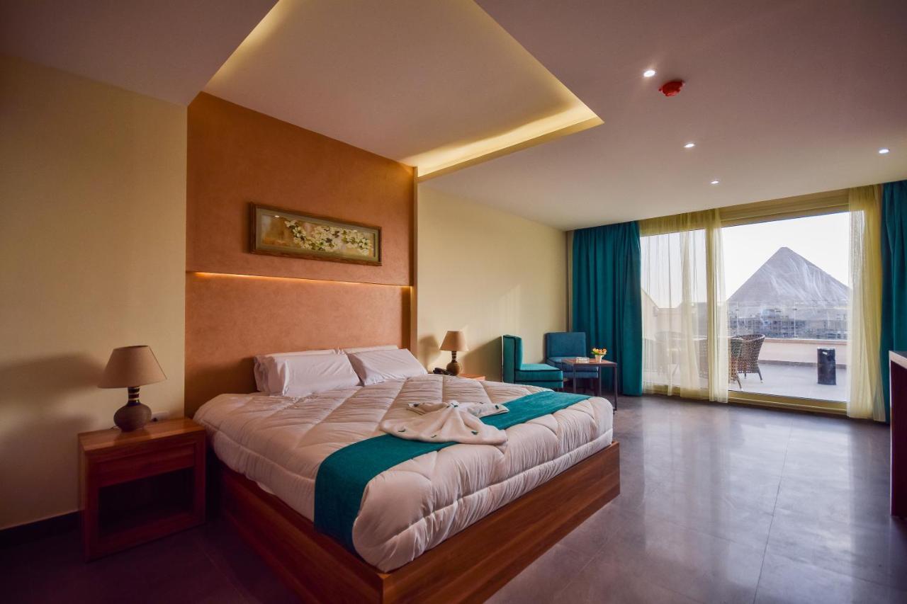 New Pyramid Quen Hotel カイロ エクステリア 写真