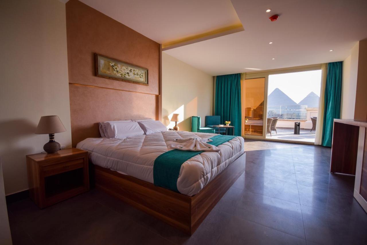 New Pyramid Quen Hotel カイロ エクステリア 写真