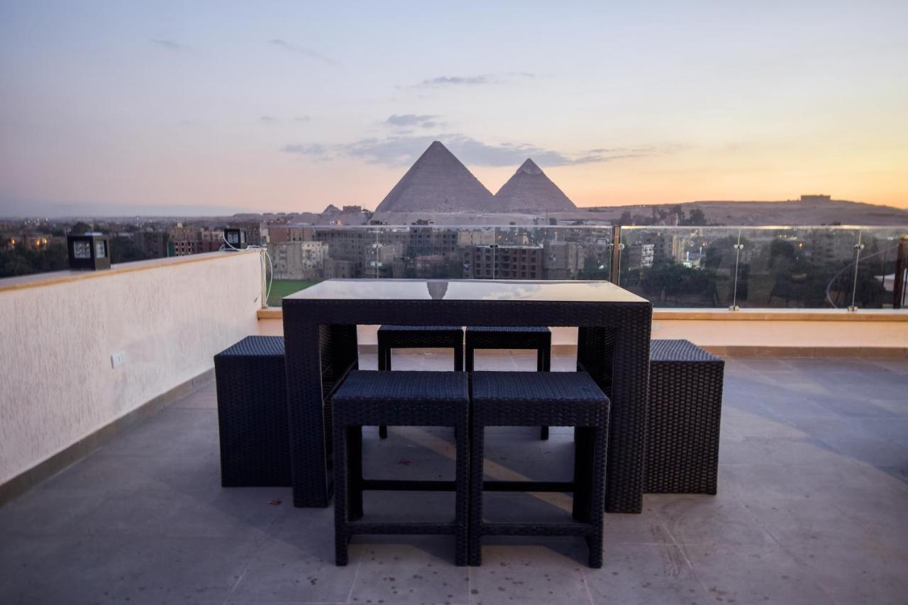 New Pyramid Quen Hotel カイロ エクステリア 写真